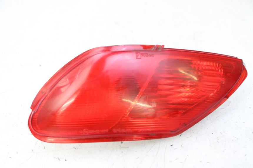 photo de RIGHT REAR LIGHT PIAGGIO MP3 500 (2011 - 2015) - Main view