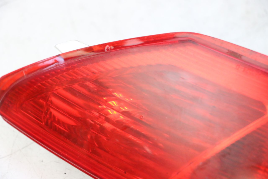 photo de RIGHT REAR LIGHT PIAGGIO MP3 500 (2011 - 2015) - Zoom on usage condition