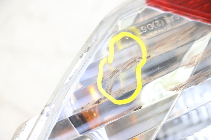 photo de RIGHT TAIL LIGHT PIAGGIO MP3 125 (2006 - 2014) - Markings and original references