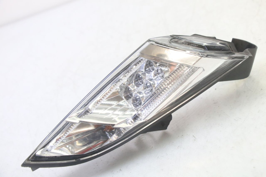 photo de RIGHT REAR LIGHT PEUGEOT SATELIS 125 (2010 - 2012) - Main view