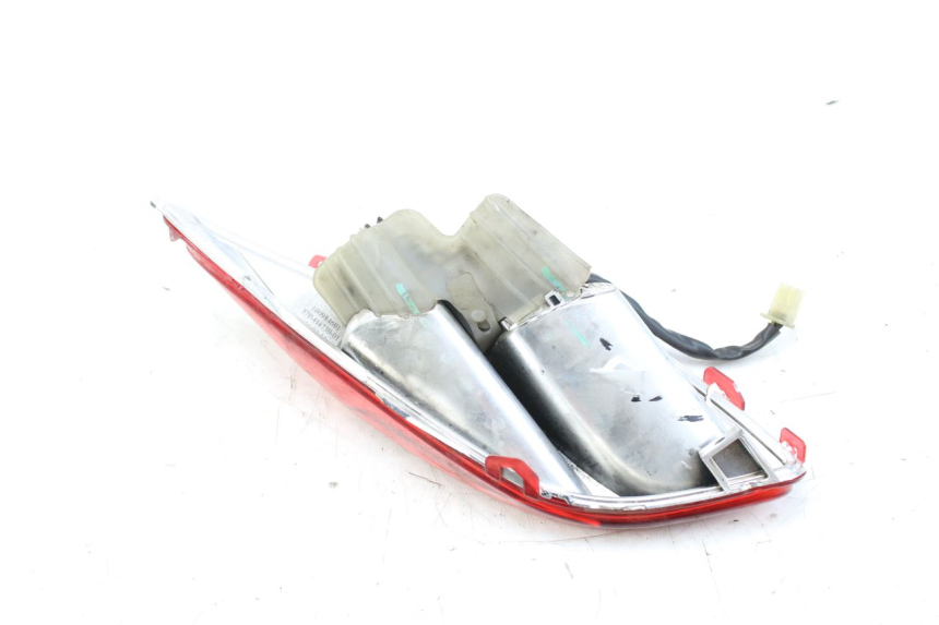 photo de RIGHT REAR LIGHT MBK SKYCRUISER 125 (2010 - 2013) - Alternative perspective