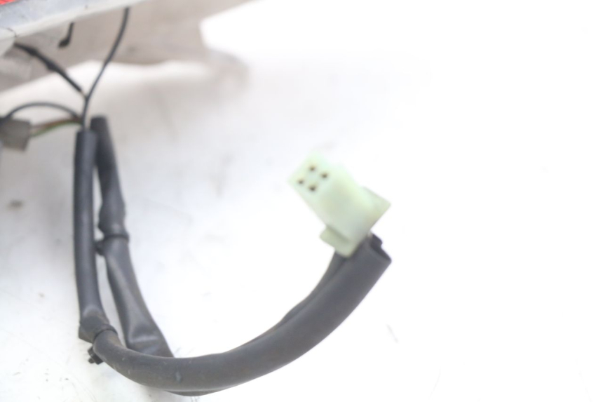 photo de RIGHT TAIL LIGHT MBK SKYCRUISER 125 (2006 - 2009) - Zoom on usage condition