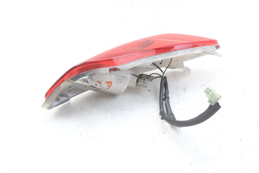 photo de RIGHT TAIL LIGHT MBK SKYCRUISER 125 (2006 - 2009) - Alternative perspective