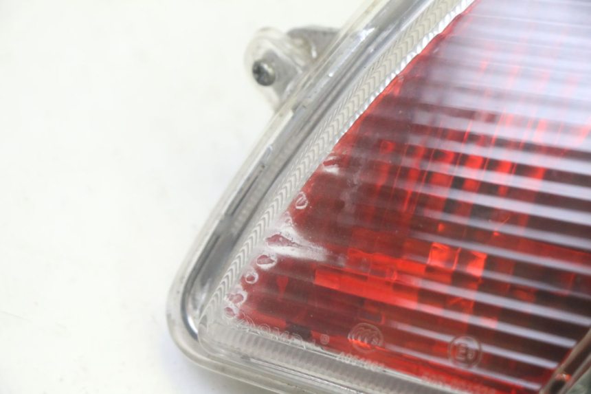 photo de RIGHT TAIL LIGHT PEUGEOT VIVACITY NEW 4T 50 (2008 - 2017) - Alternative perspective