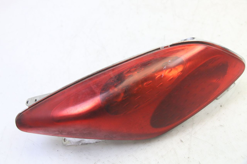 photo de RIGHT REAR LIGHT YAMAHA X-MAX XMAX 250 (2006 - 2009) - Product overview
