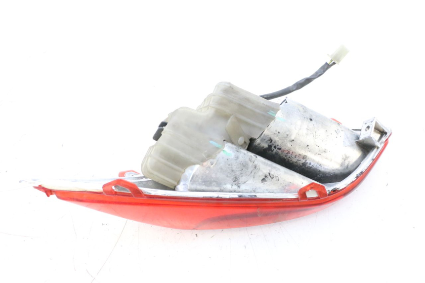photo de RIGHT REAR LIGHT YAMAHA X-MAX XMAX 125 (2010 - 2013) - Technical close-up