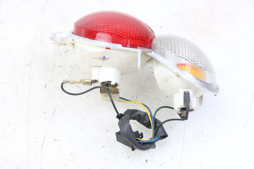 photo de RIGHT TAIL LIGHT YAMAHA YP MAJESTY 125 (2007 - 2010) - Component detail