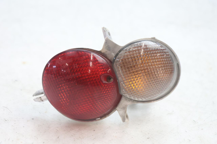 photo de RIGHT TAIL LIGHT YAMAHA YP MAJESTY 125 (2002 - 2006) - Component detail
