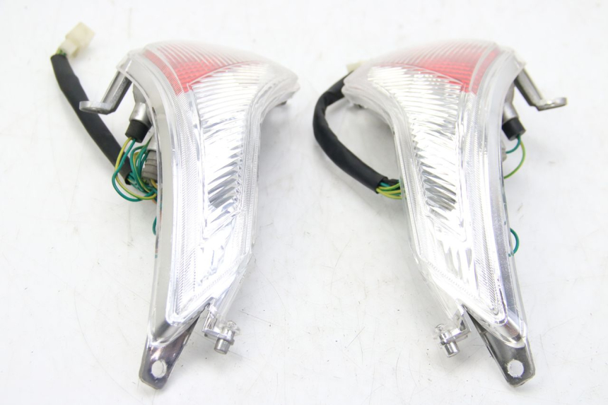 photo de REAR LIGHT PEUGEOT E-VIVACITY 1 (2012 - 2018) - Component detail