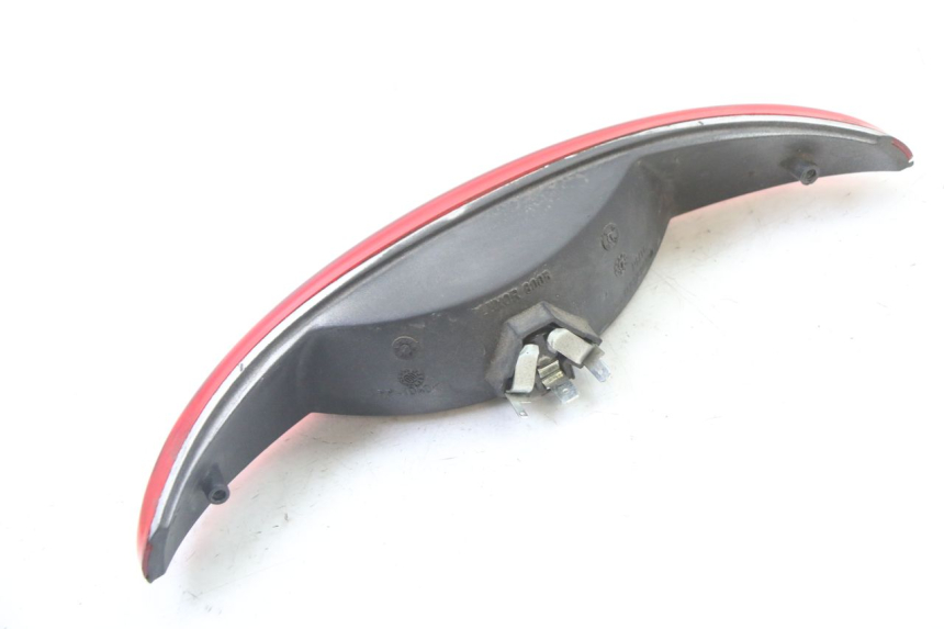 photo de REAR LIGHT PEUGEOT ELYSEO 125 (1999 - 2004) - Technical close-up