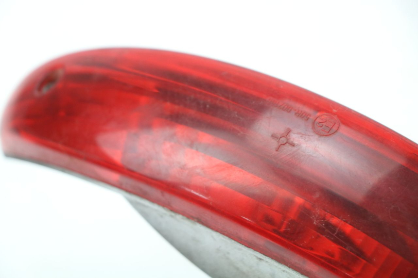 photo de TAIL LIGHT PEUGEOT ELYSEO 50 (1998 - 2001) - Zoom on usage condition