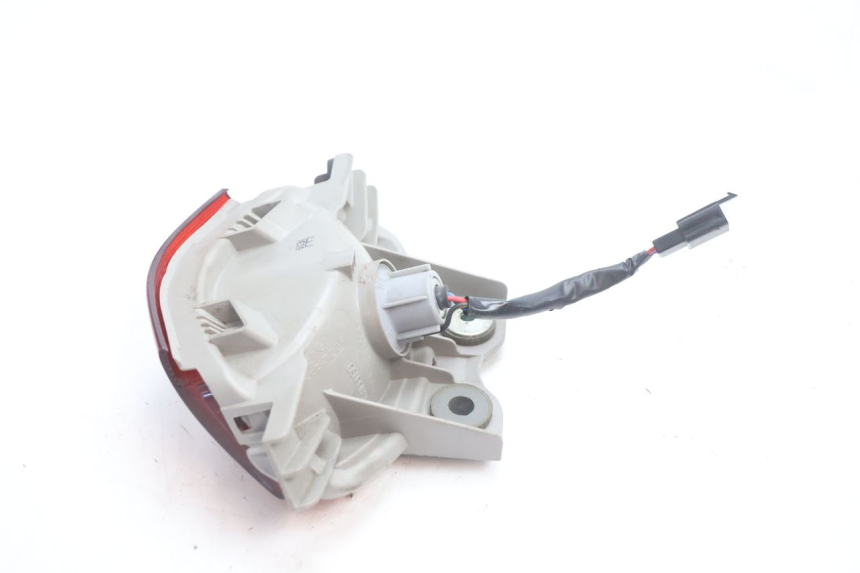 photo de TAIL LIGHT KAWASAKI ER-6 ER6 N 650 (2005 - 2009) - Fixing points details