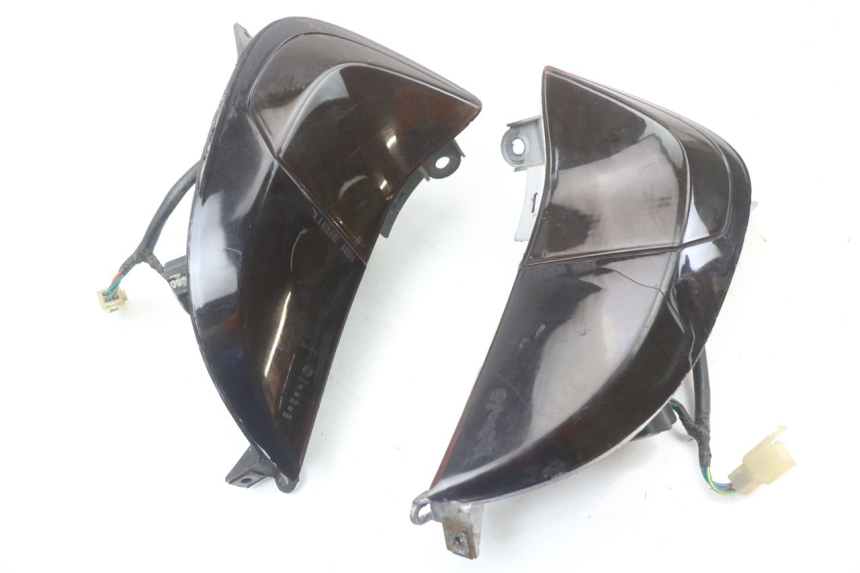 photo de TAIL LIGHT HONDA FES PANTHEON 2T 125 (1998 - 2002) - Main view