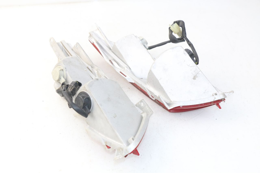 photo de TAIL LIGHT HONDA FES PANTHEON 125 (2003 - 2007) - Component detail