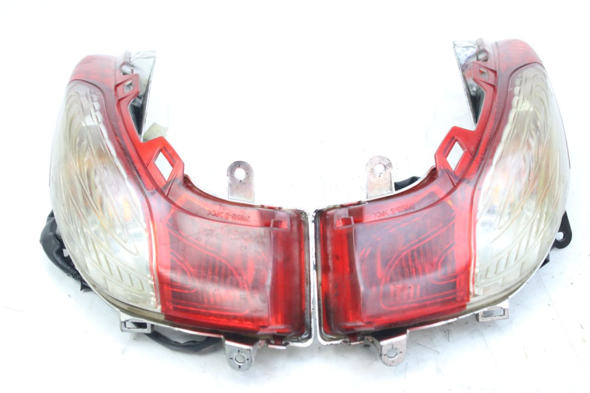 photo de REAR LIGHT HONDA FES S-WING SWING ABS 125 (2007 - 2015) - Main view