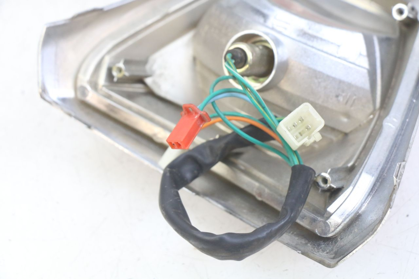 photo de REAR LIGHT SYM FIDDLE 3 III 125 (2014 - 2020) - Alternative perspective