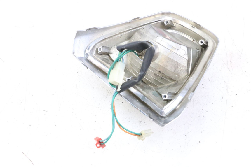 photo de TAIL LIGHT SYM FIDDLE 3 III 50 (2014 - 2020) - Zoom on usage condition