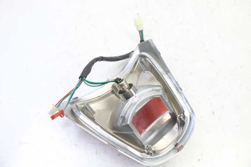 photo de TAIL LIGHT SYM FIDDLE 3 III 50 (2014 - 2020) - Alternative perspective