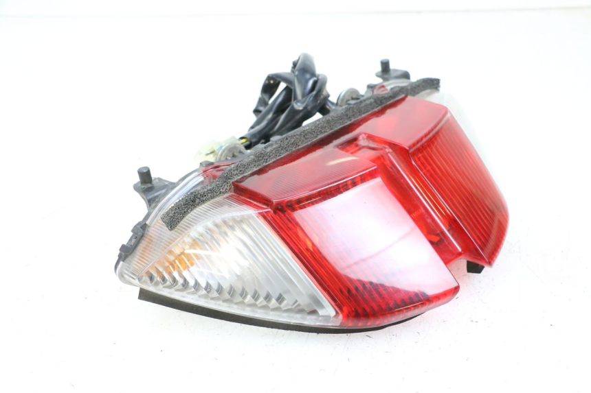 photo de REAR LIGHT YAMAHA FJR ABS 1300 (2006 - 2012) - Fixing points details