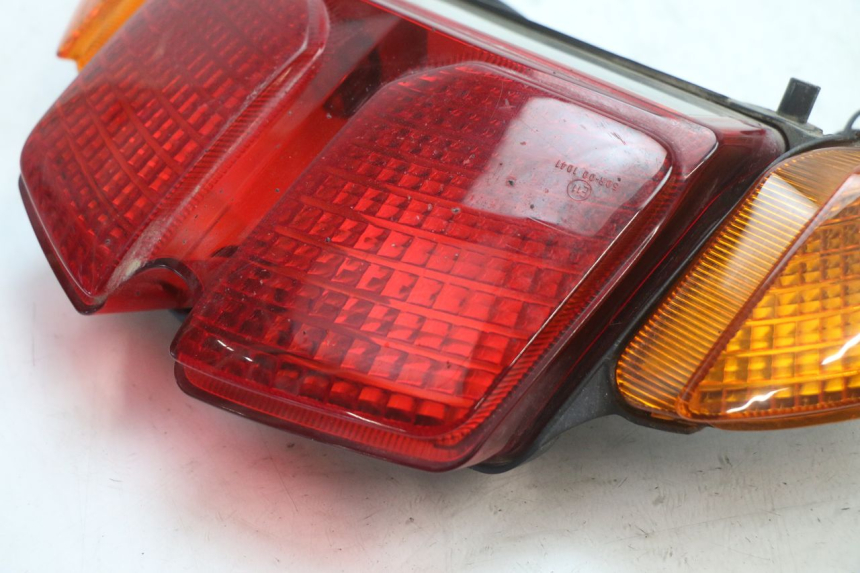 photo de TAIL LIGHT YAMAHA FJR 1300 (2001 - 2005) - Product overview