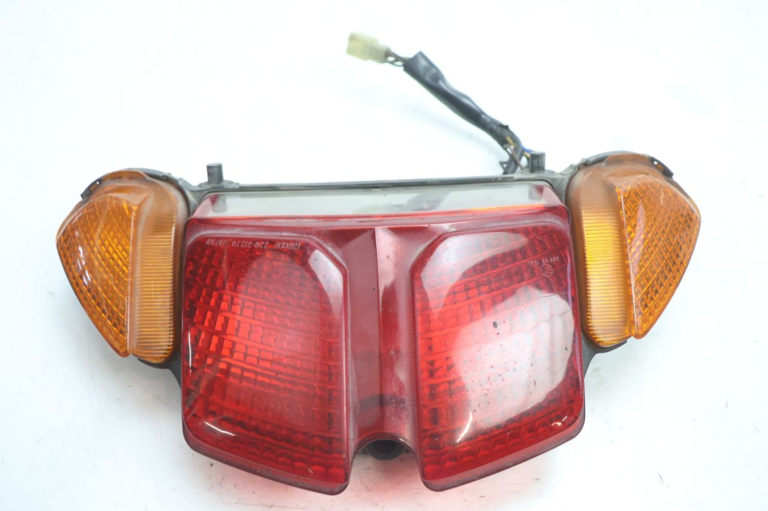 photo de TAIL LIGHT YAMAHA FJR 1300 (2001 - 2005) - Technical close-up
