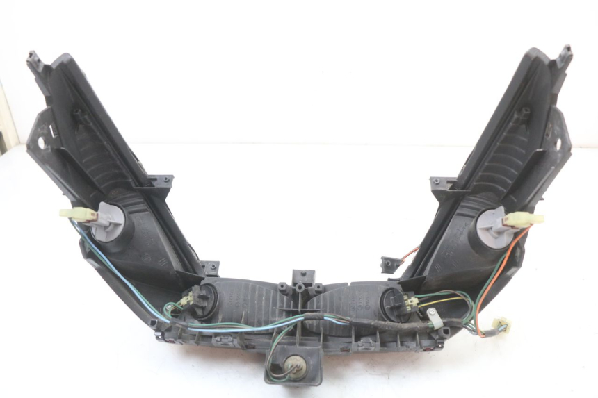 photo de TAIL LIGHT HONDA FJS SILVER WING SILVERWING 400 (2005 - 2008) - Distinctive features