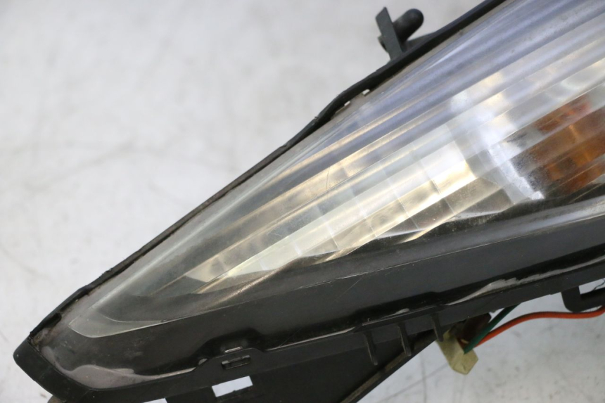 photo de TAIL LIGHT HONDA FJS SILVER WING SILVERWING 400 (2005 - 2008) - Alternative perspective