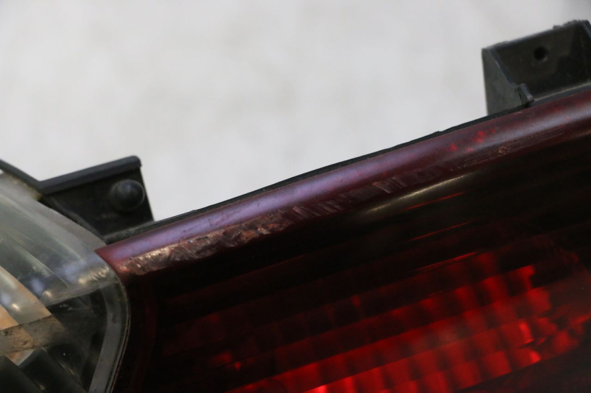 photo de TAIL LIGHT HONDA FJS SILVER WING SILVERWING 400 (2005 - 2008) - Fixing points details