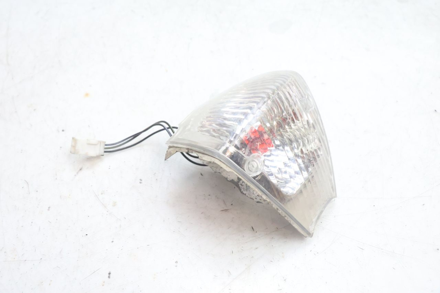 photo de REAR LIGHT PIAGGIO FLY 2T 50 (2004 - 2017) - Zoom on usage condition