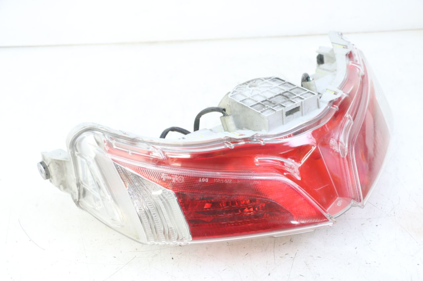 photo de TAIL LIGHT HONDA FORZA ABS 300 (2013 - 2017) - Distinctive features