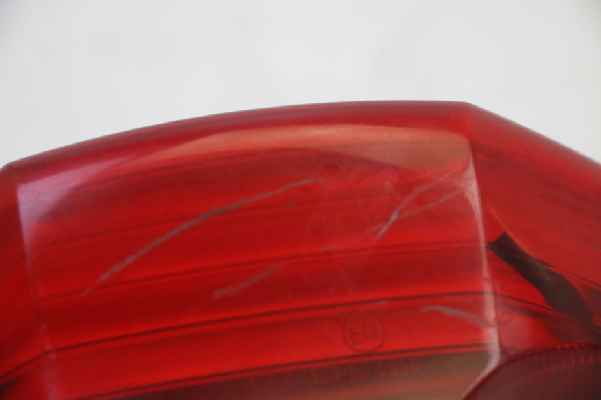 photo de TAIL LIGHT YAMAHA FZ6 N FAZER 600 (2004 - 2006) - Alternative perspective