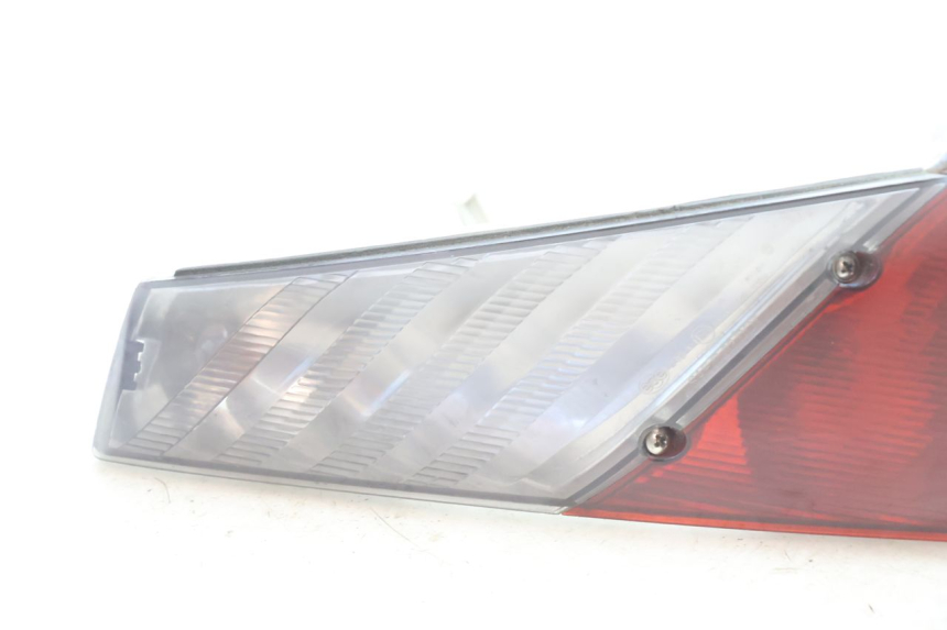 photo de LEFT TAIL LIGHT APRILIA ATLANTIC S 125 (2010 - 2013) - Component detail
