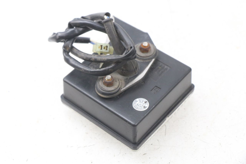 photo de LEFT TAIL LIGHT YAMAHA FJR ABS 1300 (2006 - 2012) - Zoom on usage condition