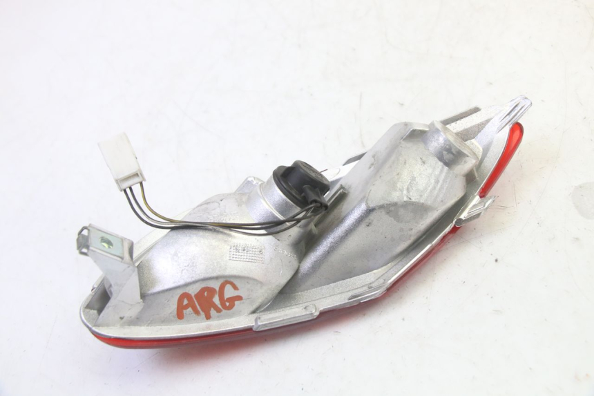 photo de LEFT TAIL LIGHT PIAGGIO MP3 LT 300 (2010 - 2016) - Technical close-up