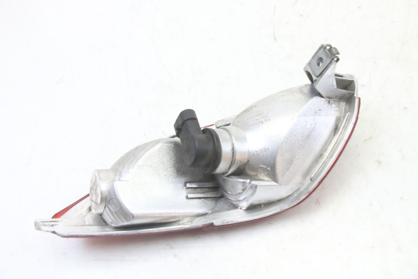 photo de LEFT REAR LIGHT PIAGGIO MP3 500 (2011 - 2015) - Fixing points details