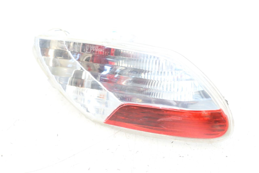 photo de LEFT TAIL LIGHT PIAGGIO MP3 RL 250 (2006 - 2010) - Main view