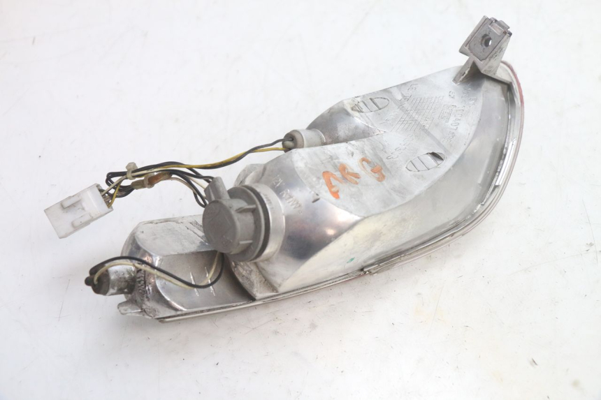 photo de LEFT TAIL LIGHT PIAGGIO MP3 125 (2006 - 2014) - Product overview