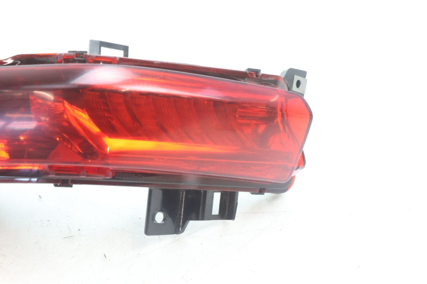 photo de LEFT TAIL LIGHT PIAGGIO MP3 500 (2016 - 2018) - Zoom on usage condition