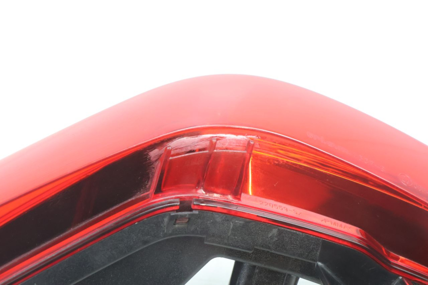 photo de LEFT TAIL LIGHT PIAGGIO MP3 500 (2016 - 2018) - Fixing points details