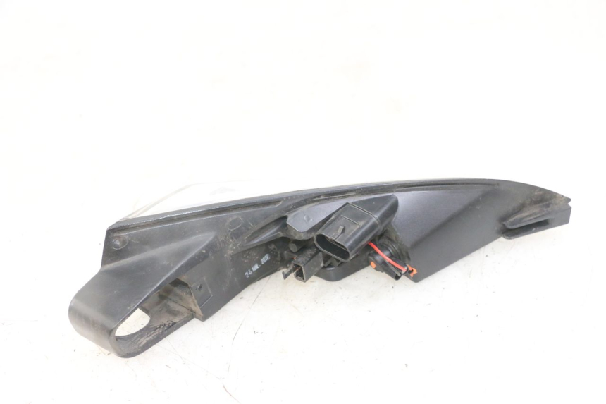 photo de LEFT TAIL LIGHT PEUGEOT SATELIS 125 (2013 - 2018) - Technical close-up