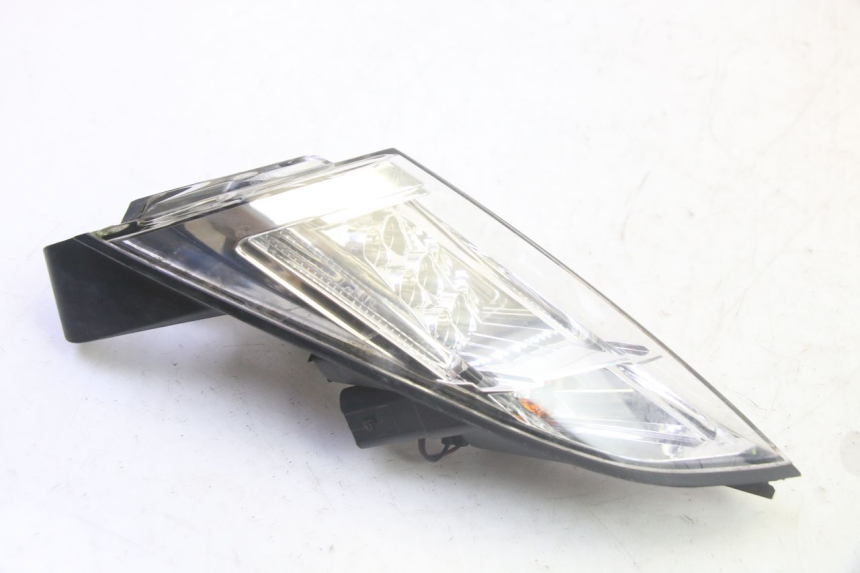 photo de LEFT TAIL LIGHT PEUGEOT SATELIS 125 (2013 - 2018) - Main view