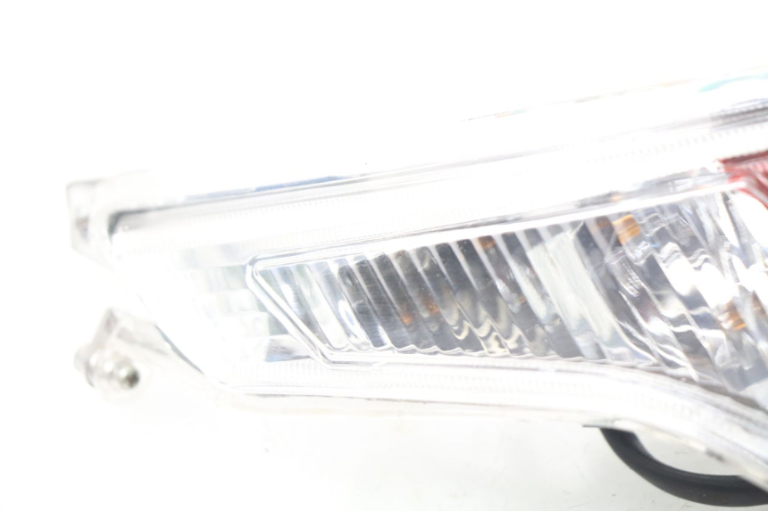 photo de LEFT REAR LIGHT PEUGEOT VIVACITY NEW 2T 50 (2008 - 2017) - Surface and material condition