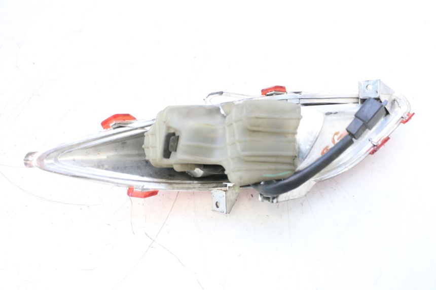 photo de LEFT REAR LIGHT YAMAHA X-MAX XMAX 125 (2010 - 2013) - Product overview