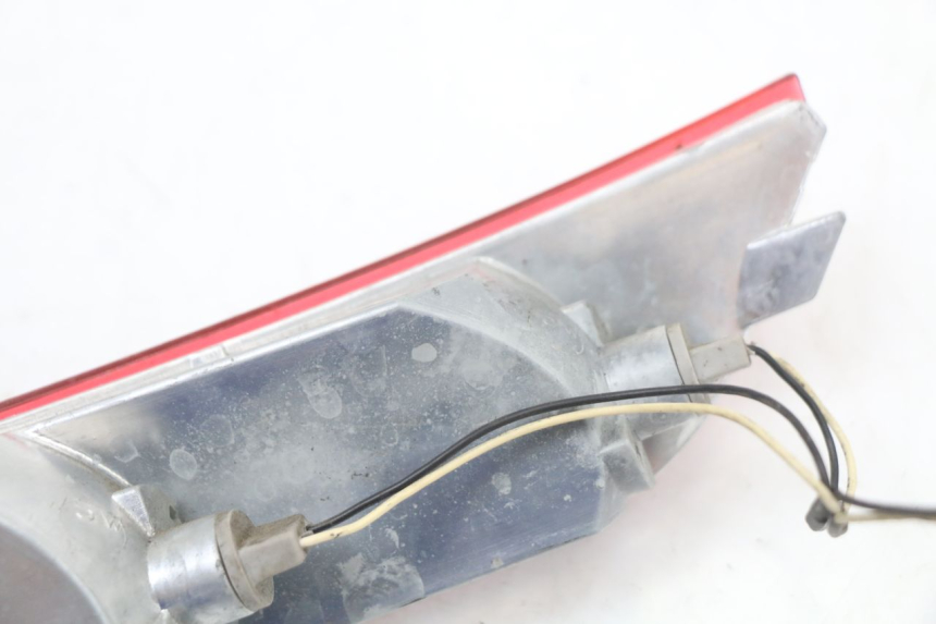 photo de LEFT TAIL LIGHT PIAGGIO XEVO - X EVO 125 (2007 - 2017) - Surface and material condition