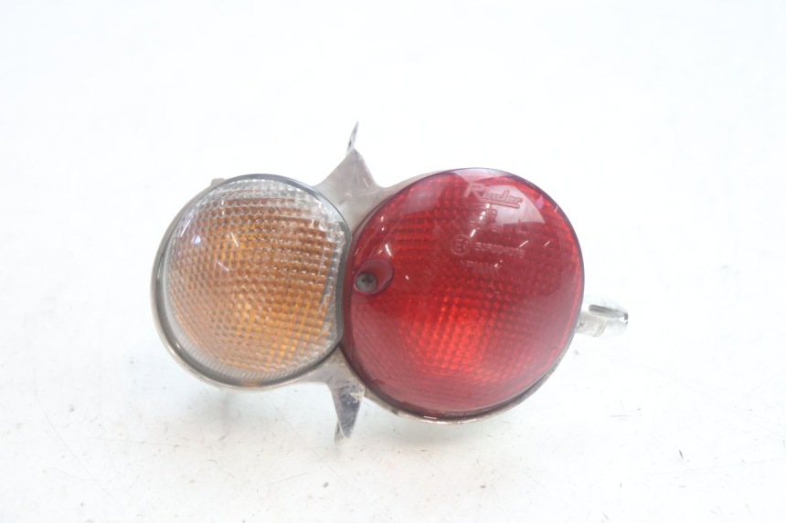 photo de LEFT TAIL LIGHT YAMAHA YP MAJESTY 125 (2002 - 2006) - Main view