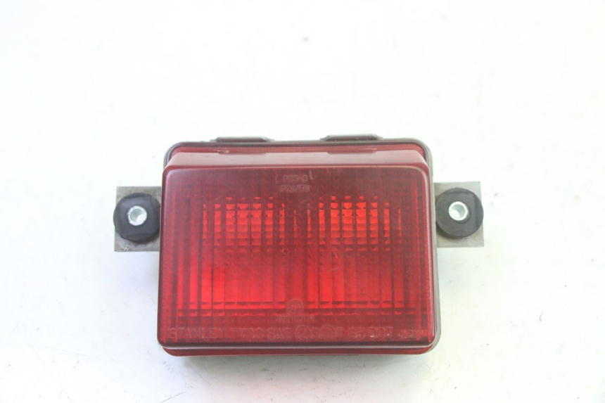 photo de TAIL LIGHT KAWASAKI GPX R WARBIRD 600 (1988 - 1993) - Zoom on usage condition