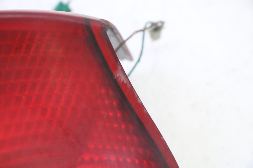 photo de TAIL LIGHT KYMCO GRAND DINK 125 (2008 - 2014) - Surface and material condition