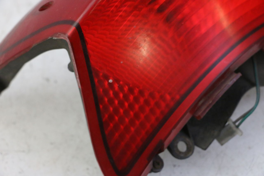 photo de TAIL LIGHT KYMCO GRAND DINK 125 (2002 - 2007) - Alternative perspective