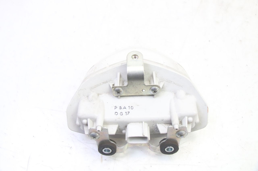 photo de TAIL LIGHT SUZUKI GSR 750 (2011 - 2017) - Technical close-up