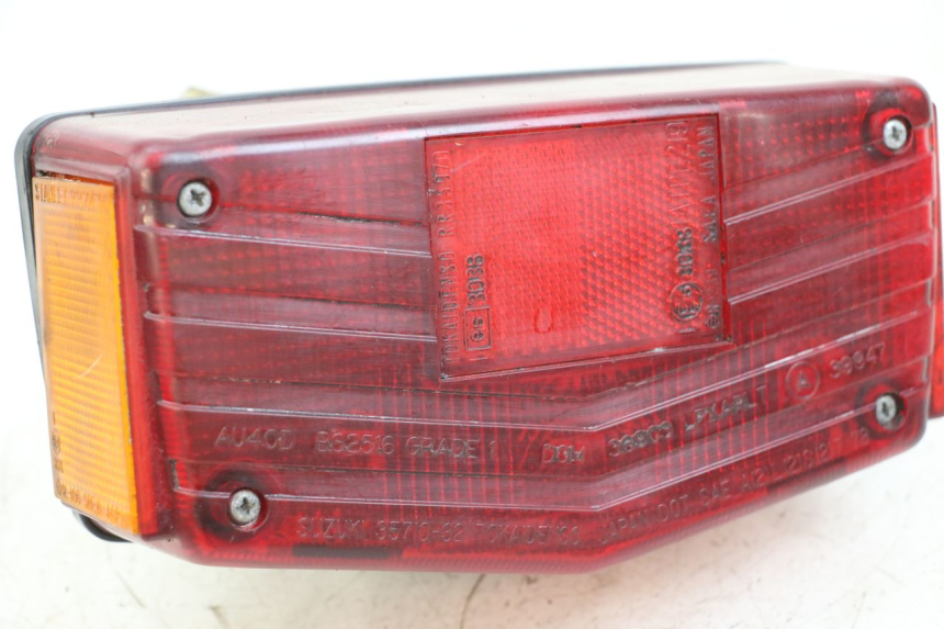 photo de TAIL LIGHT SUZUKI GSX E 250 (1982 - 1983) - Alternative perspective